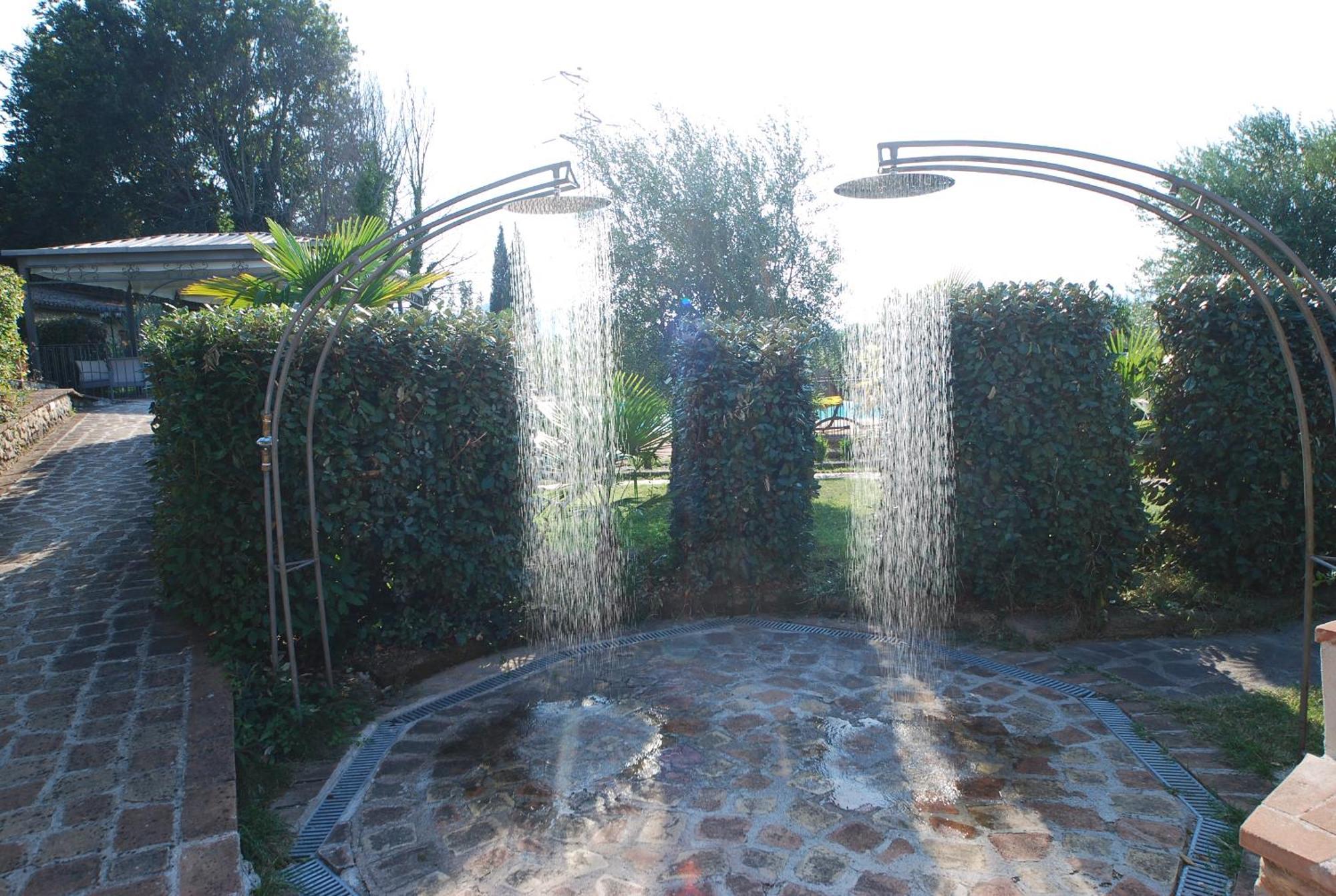 Spoleto By The Pool Guest House Ngoại thất bức ảnh