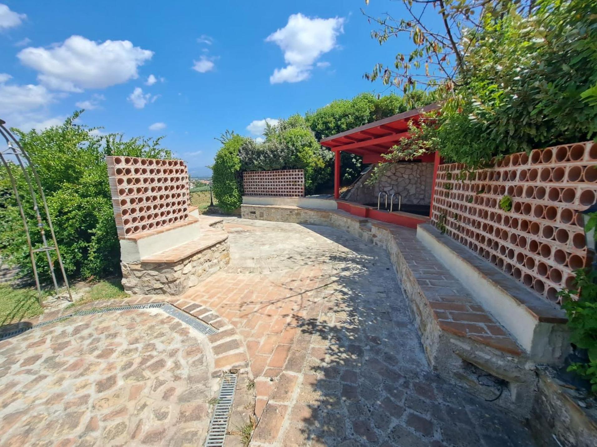 Spoleto By The Pool Guest House Ngoại thất bức ảnh