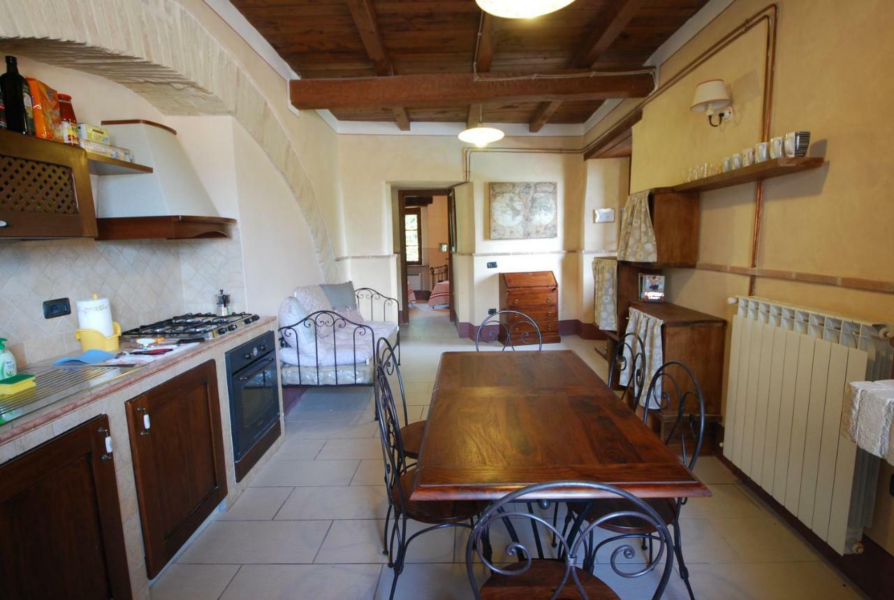 Spoleto By The Pool Guest House Ngoại thất bức ảnh